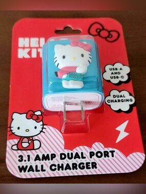 NWT: Sanrio Hello Kitty 3.1 Amp Dual Port Wall Charger